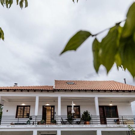 Fort D-Val Luxurious Apartment Angistron Luaran gambar